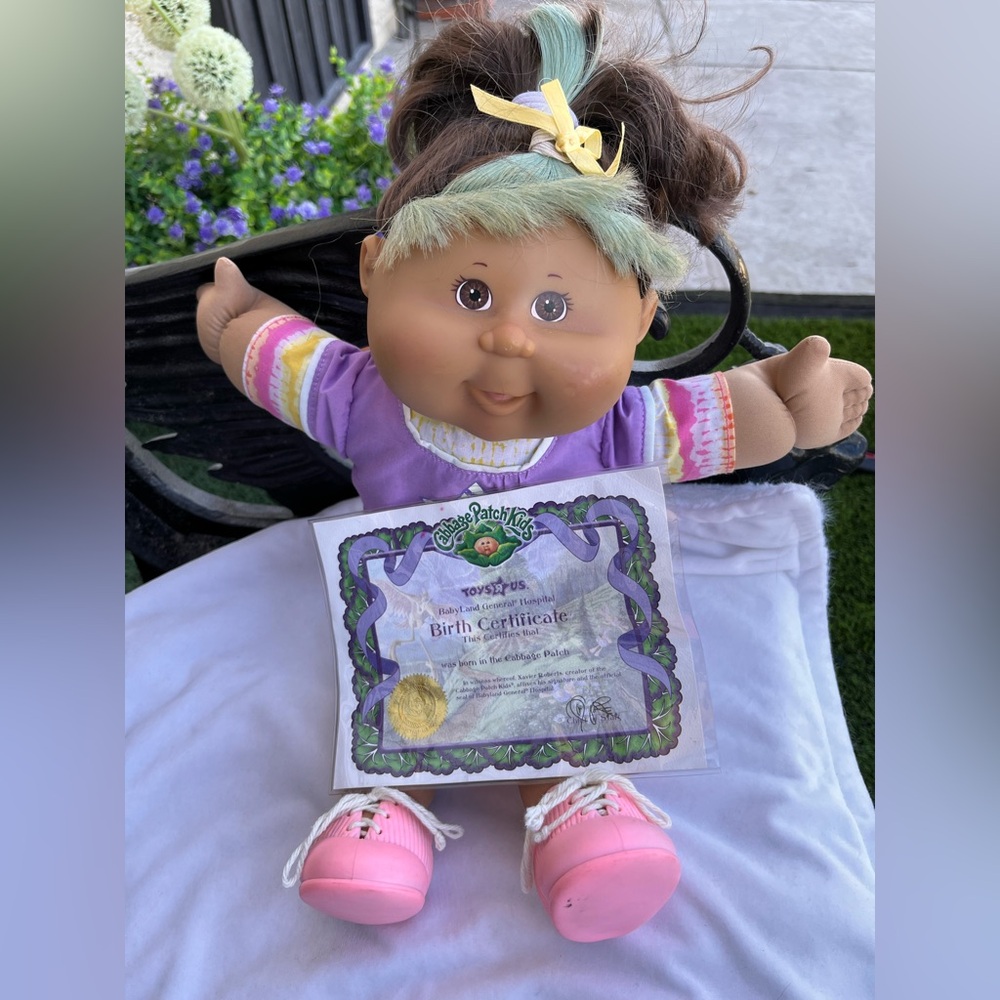 Cabbage patch kids Doll with Pink‎ Shoes